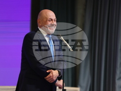 „Жените в иновациите” - кръгла маса