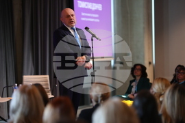 „Жените в иновациите” - кръгла маса