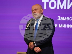 „Жените в иновациите” - кръгла маса