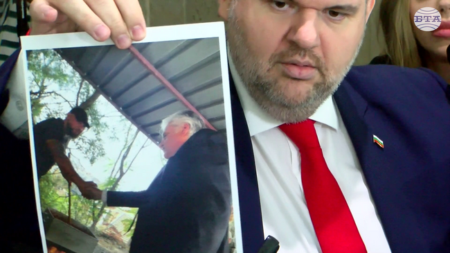 Всичко е било пърформанс, каза Делян Пеевски за изборите в Пазарджик