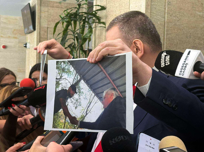 Всичко е било пърформанс, каза Делян Пеевски за изборите в Пазарджик 