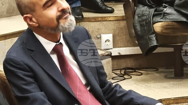 Павел Попов остава изпълняващ функцията кмет на община Варна до 11 ноември