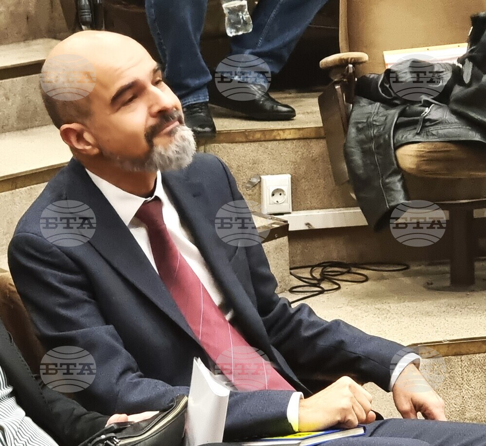 Павел Попов остава изпълняващ функцията кмет на община Варна до 11 ноември