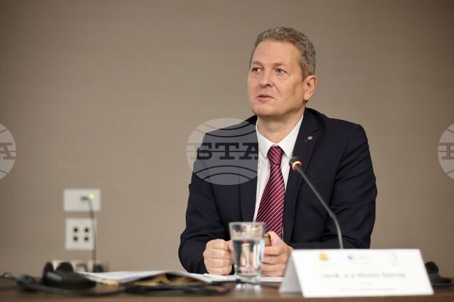 Burgas Free University Rector: Effect of Bulgaria's Accession to OECD Expected to Be More Significant Than Membership in NATO