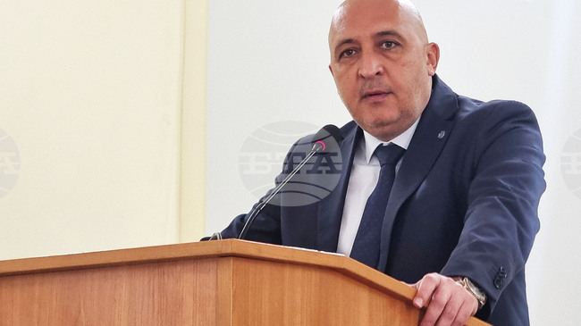 Кметът на Кърджали каза, че ще внесе предложение за намаляване цената за синя зона в отговор на политическите нападки от кмета на София