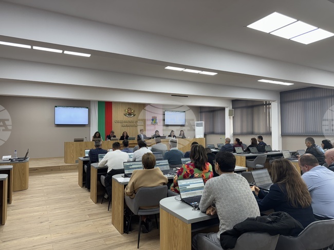 Община Казанлък ще кандидатства за закупуване на електромобили и зарядни станции за нуждите на социалните услуги