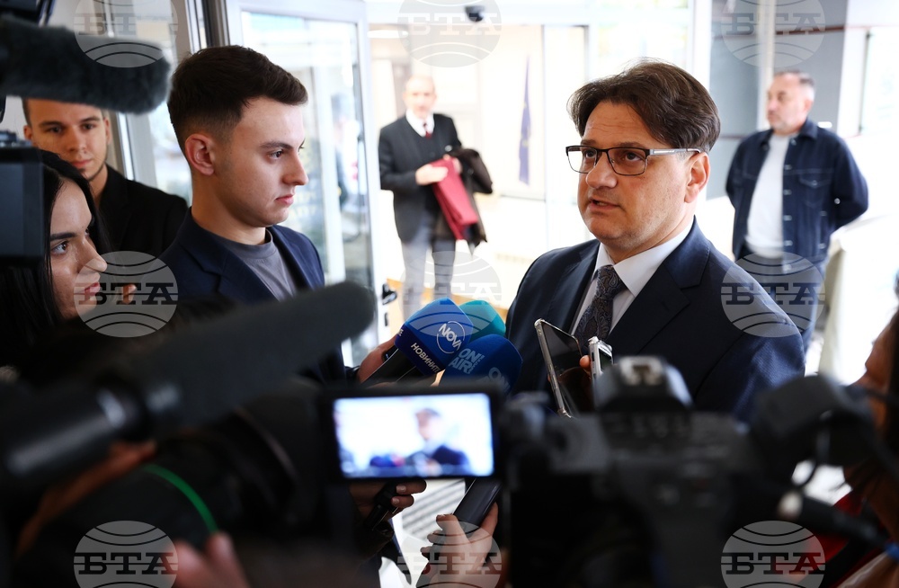 Мариан Бачев каза, че не знаел за проблем с помещение, наето в столично читалище от театрална школа „Аркадия Фюжън Арт"