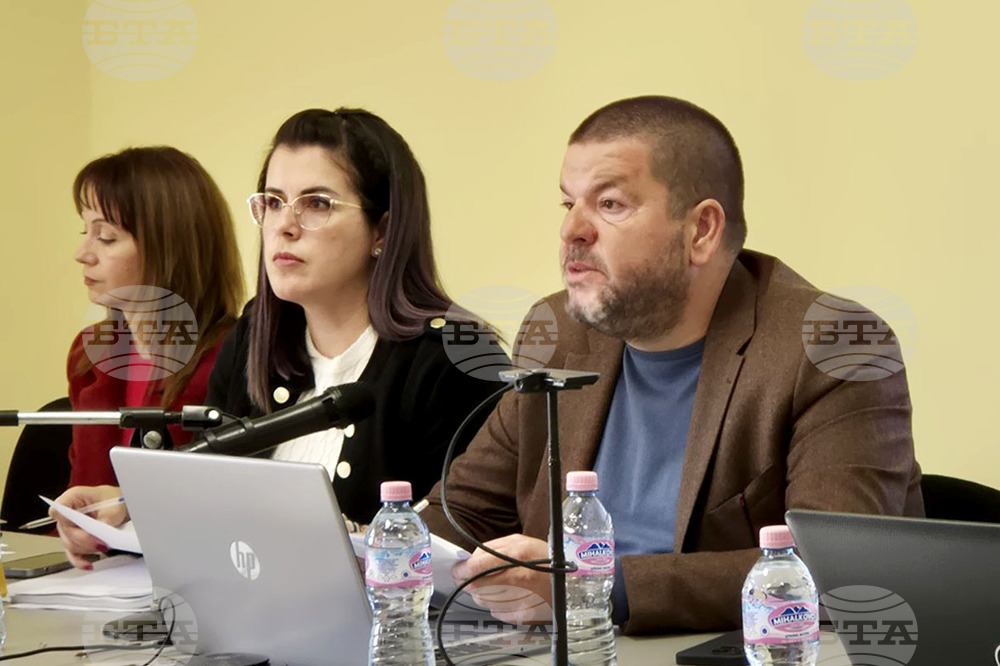 За втори път общински съветници в "Родопи" поискаха оставката на председателя на Общинския съвет, предложението не бе прието