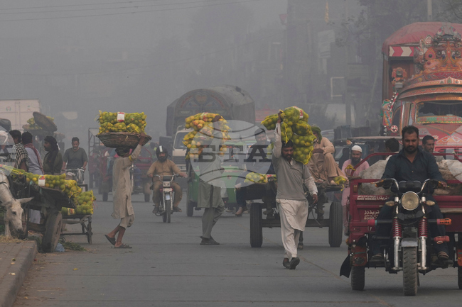 APTOPIX Pakistan Air Pollution