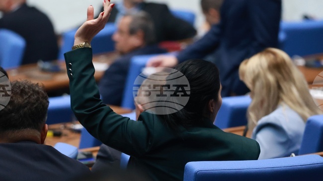 Парламентът прие на първо четене промени в Закона за защита на потребителите, свързани с европейска директива и регламент