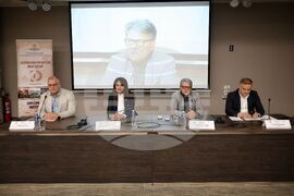 Бургас - „Иновации и дигитална трансформация в образованието" - дискусия