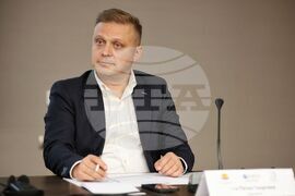 Бургас - „Иновации и дигитална трансформация в образованието" - дискусия - Петко Георгиев