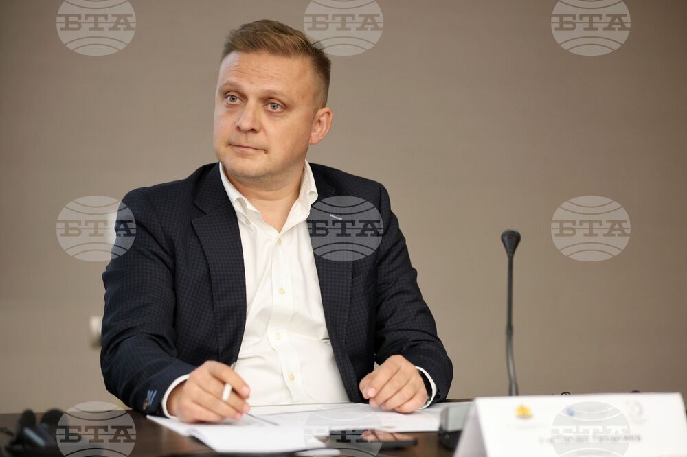 Бургас - „Иновации и дигитална трансформация в образованието" - дискусия - Петко Георгиев