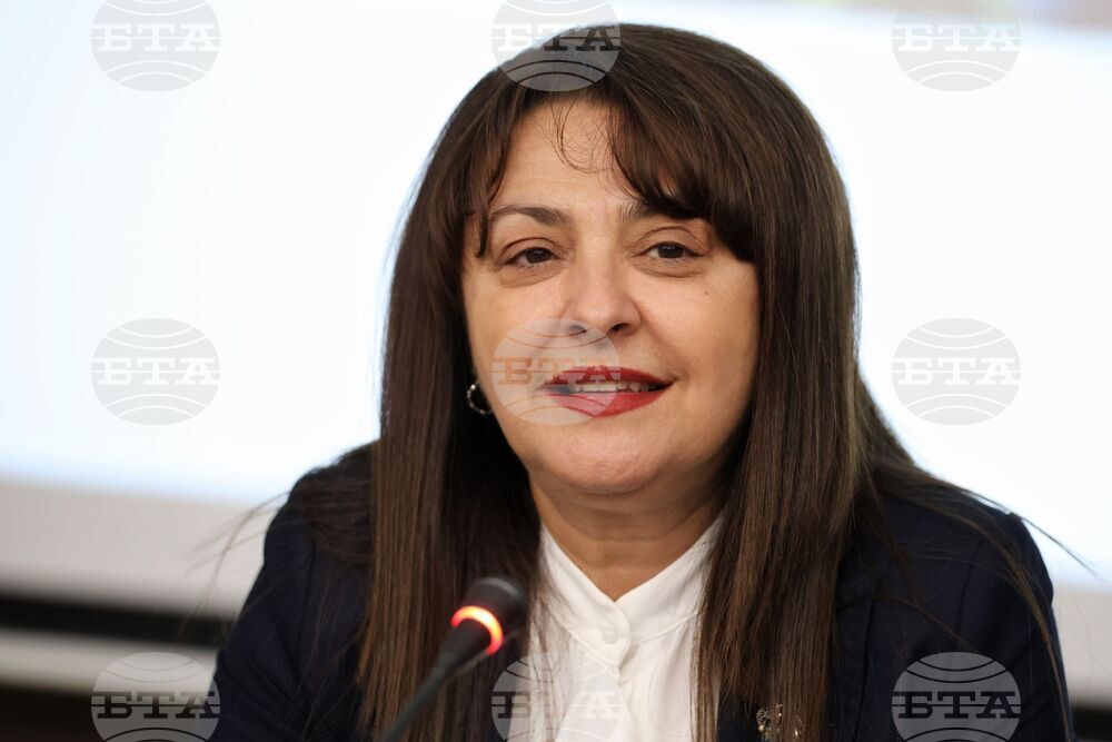 Бургас - „Иновации и дигитална трансформация в образованието" - дискусия - Севдалина Турманова