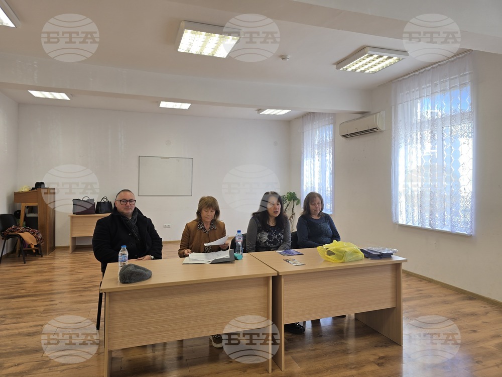 Пирдоп - среща на КЗП и НАП за еврото