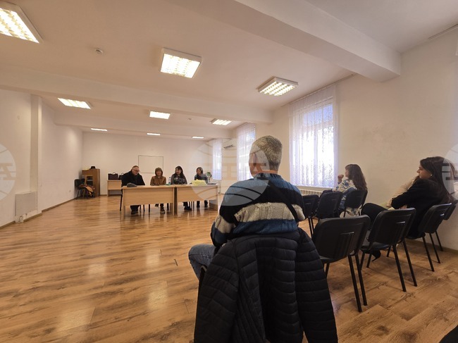 Пирдоп - среща на КЗП и НАП за еврото