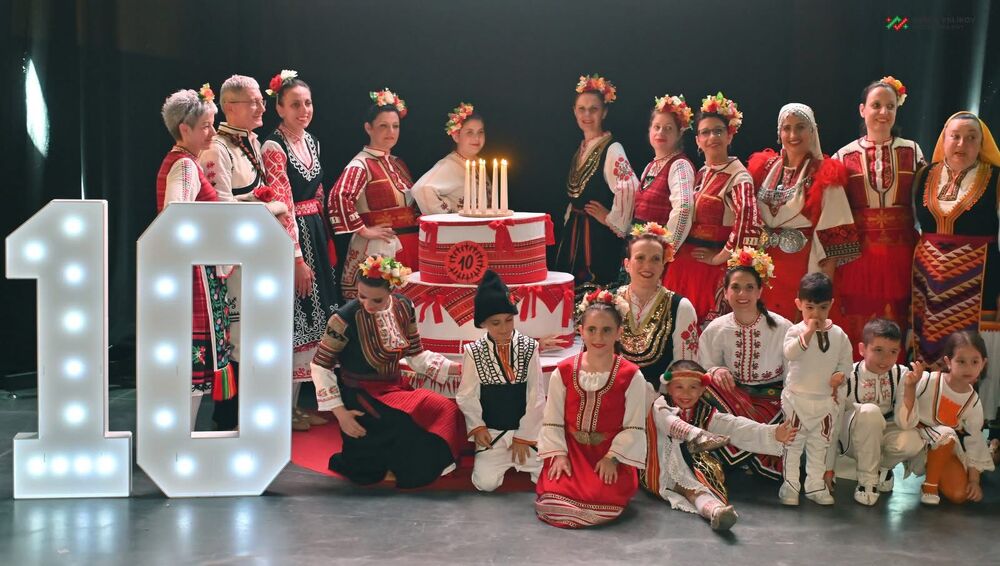 Българската танцова група „Нашенци“ в Милано обяви своето седмично разписание за уроци