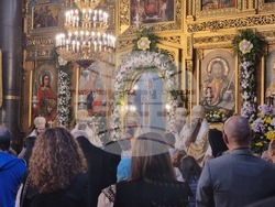 Българският патриарх и Софийски митрополит Даниил отслужи света литургия в столичната митрополитска катедрала "Св. великомъченица Неделя", в деня, в който църквата почита св. крал Стефан Милутин. Снимка: Димитрина Ветова/БТА