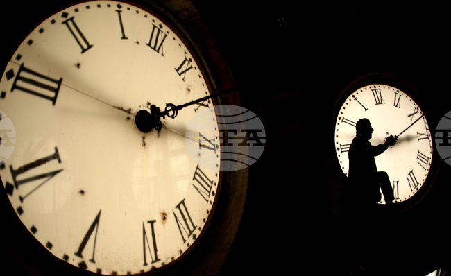 AP Poll Daylight Savings Time