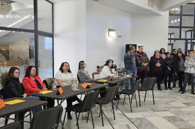 Трудова борса събра работодатели и търсещи работа хора в Гоце Делчев