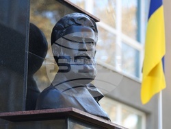 Украйна - Измаил - обновен паметник на Христо Ботев - откриване