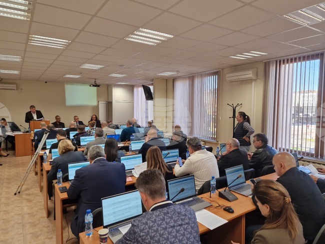 Общинският съвет в Горна Оряховица одобри подписването на записи на заповеди за близо 8,4 млн. лв. в полза на МРРБ