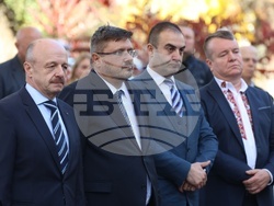 Украйна - Измаил - обновен паметник на Христо Ботев - откриване