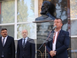 Украйна - Измаил - обновен паметник на Христо Ботев - откриване