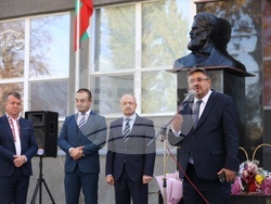 Украйна - Измаил - обновен паметник на Христо Ботев - откриване