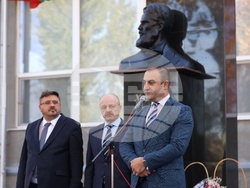 Украйна - Измаил - обновен паметник на Христо Ботев - откриване