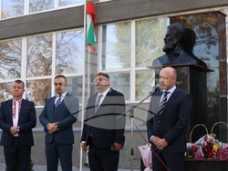 Украйна - Измаил - обновен паметник на Христо Ботев - откриване