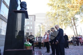 Украйна - Измаил - обновен паметник на Христо Ботев - откриване