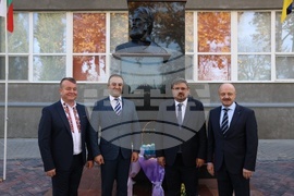 Украйна - Измаил - обновен паметник на Христо Ботев - откриване