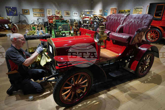 Britain Motoring Auction