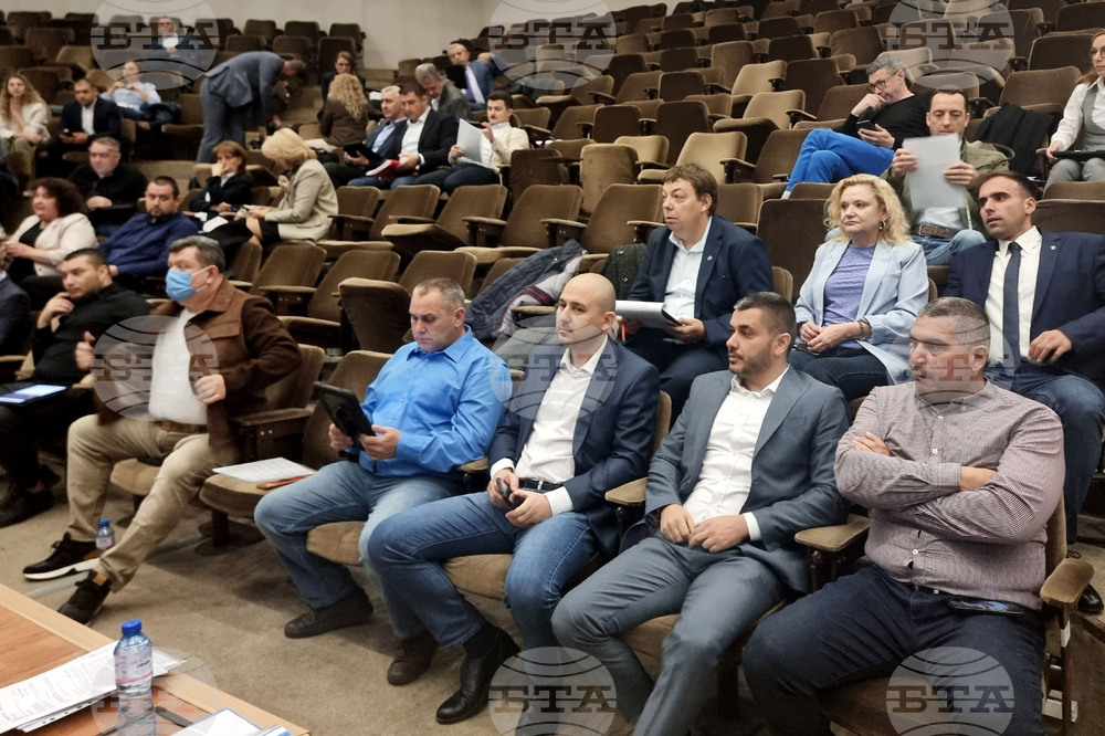 Шофьорите на автобусите и тролейбусите от градския транспорт във Варна вече ще могат да продават билети, реши Общинският съвет 