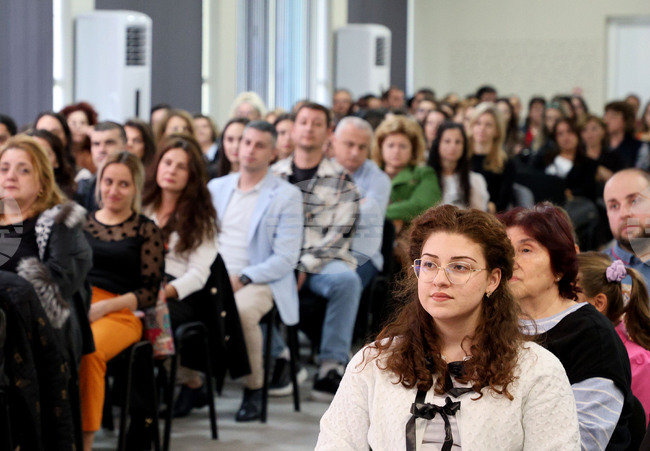 В училищата във Варненска област има 179 новопостъпили педагози