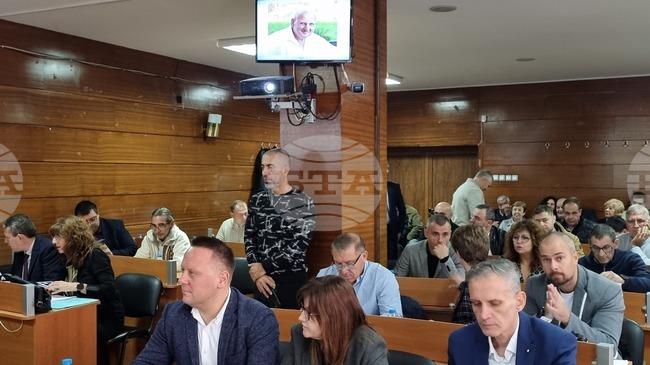 Районът на бившите Пехотински казарми в Ямбол вече ще се казва ж.к. „Христо Смирненски“