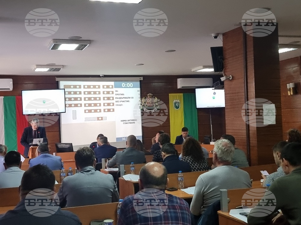 Преобразуване на училище и промени в бюджета бяха най-обсъжданите въпроси на заседанието на Общински съвет – Ямбол