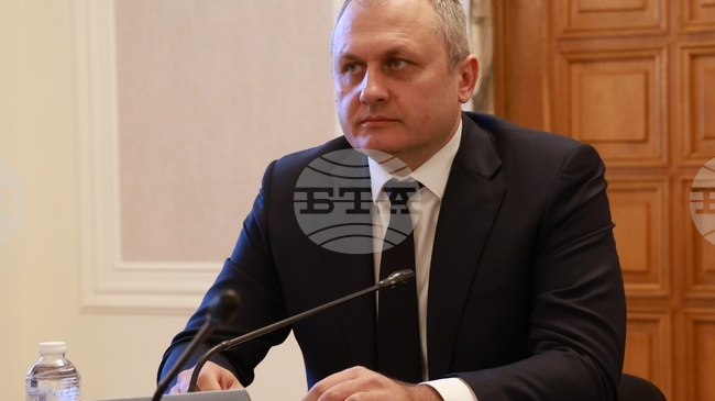 Няма притеснение относно готовността на системите за работа с евро, каза министър Валентин Мундров