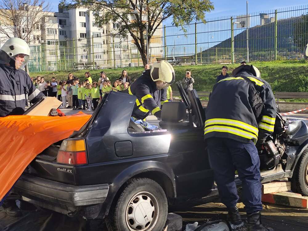 Шумен - полиция - деца - занятие