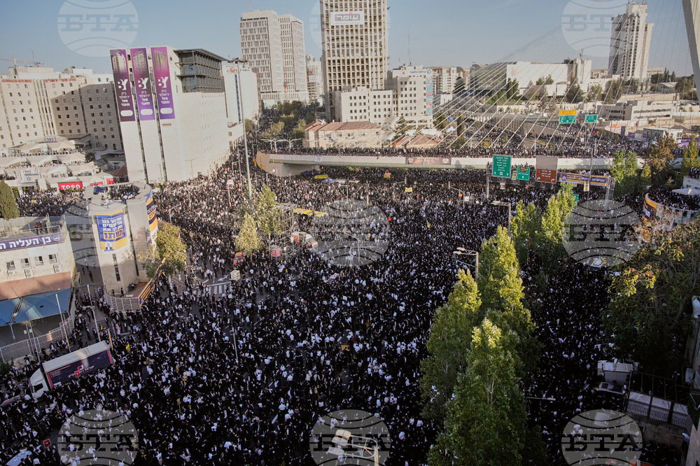 APTOPIX Israel Ultra Orthodox