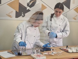 Перник - ПГОТ „Св. Иван Рилски“ - нов СТЕМ център