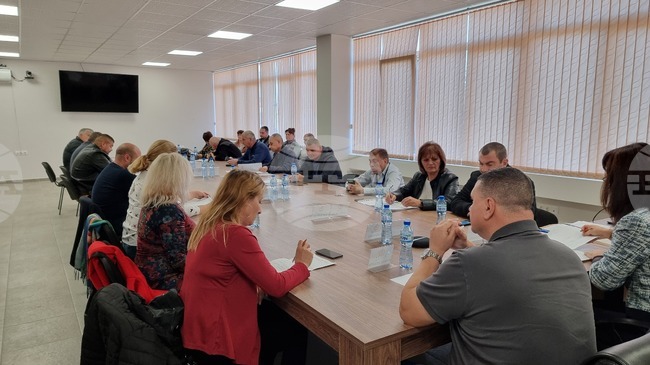 Общинските съветници в Оряхово промениха капиталовата програма на общината за тази година заради необходимостта от спешни ремонти