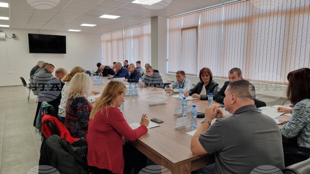 Общинските съветници в Оряхово промениха капиталовата програма на общината за тази година заради необходимостта от спешни ремонти