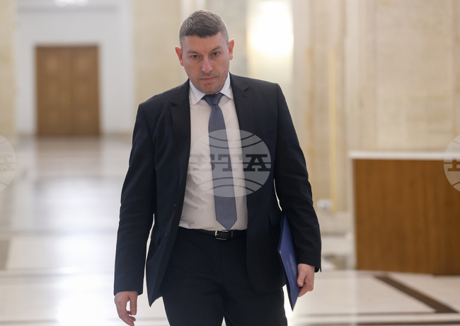 Деньо Денев да бъде избран за председател на ДАНС, предлага правителството 