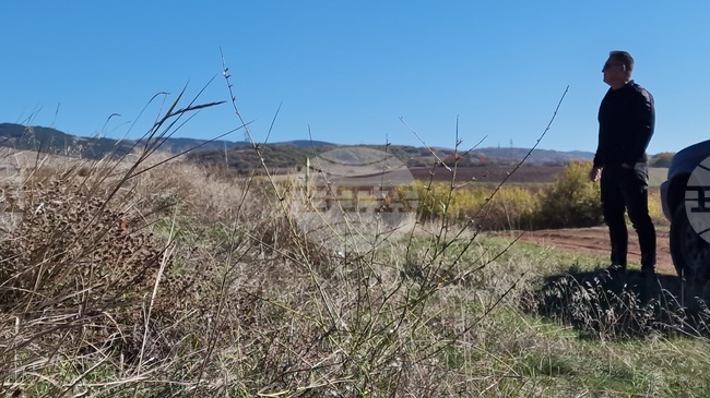 Под Радомир се намират много находища на минерална и питейна вода, съобщи Васил Джоргов, един от група инициативни граждани, инвестирали в проучване