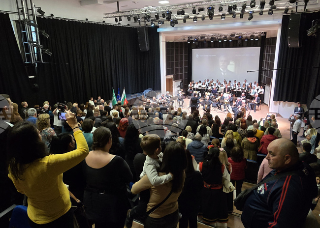 Враца - Средно училище „Отец Паисий“ - годишнина - концерт