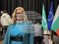 Враца - Средно училище „Отец Паисий“ - годишнина - концерт