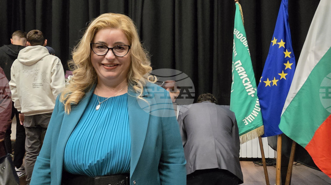 Изкуството помага за овладяване на агресията, каза Диана Банкова, директор на СУ „Отец Паисий“ във Враца