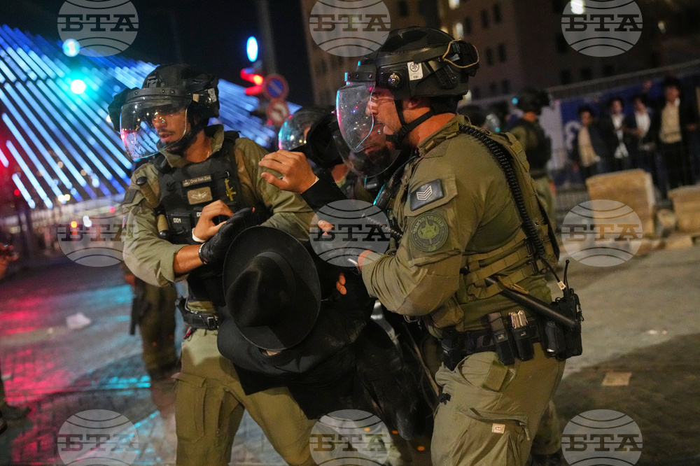 APTOPIX Israel Ultra Orthodox